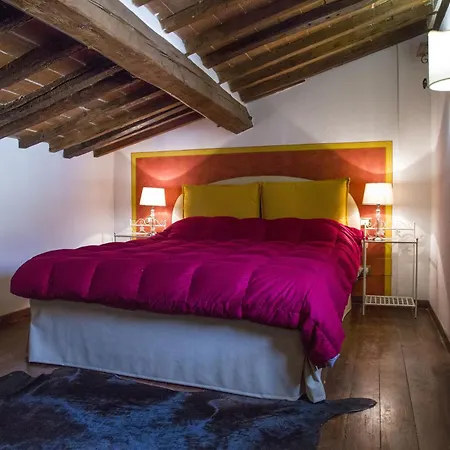 Apartment San Frediano Florence